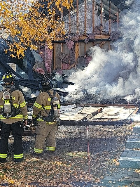 Scene of the 1st Alarm Box 5164 at 2 Chatfield Dr in Nashua courtesy of Admin Brian Hardy