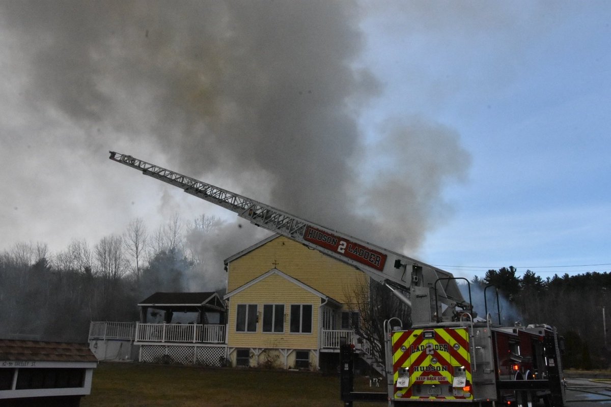 HUDSON NH- 3RD ALARM- IAO 82 Greeley St- Defensive Posture on a 2-1/2 wood frame duplex