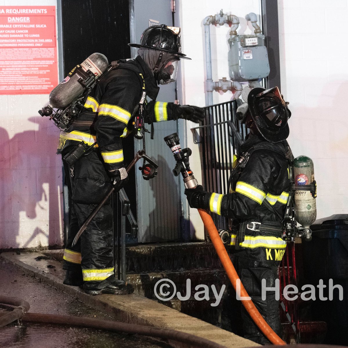 Londonderry NH 1901 hrs 2 Alarms+ Stubborn blaze in a large commercial building @ 3 Symmes Drive